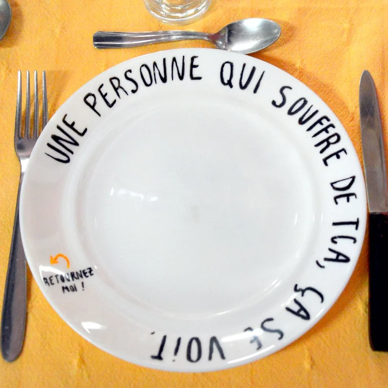 Idées reçues — Une personne qui souffre de TCA, ça se voit